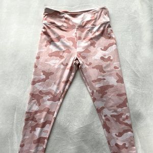 Pink camo athletic leggings